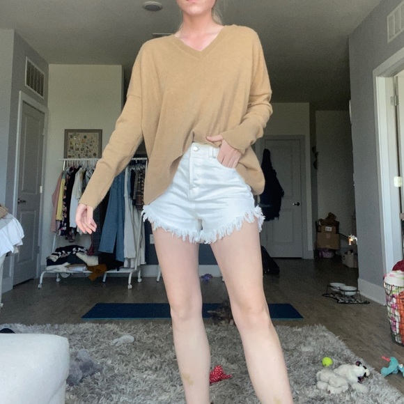 Brown v-neck cashmere sweater - Picture 1 of 3